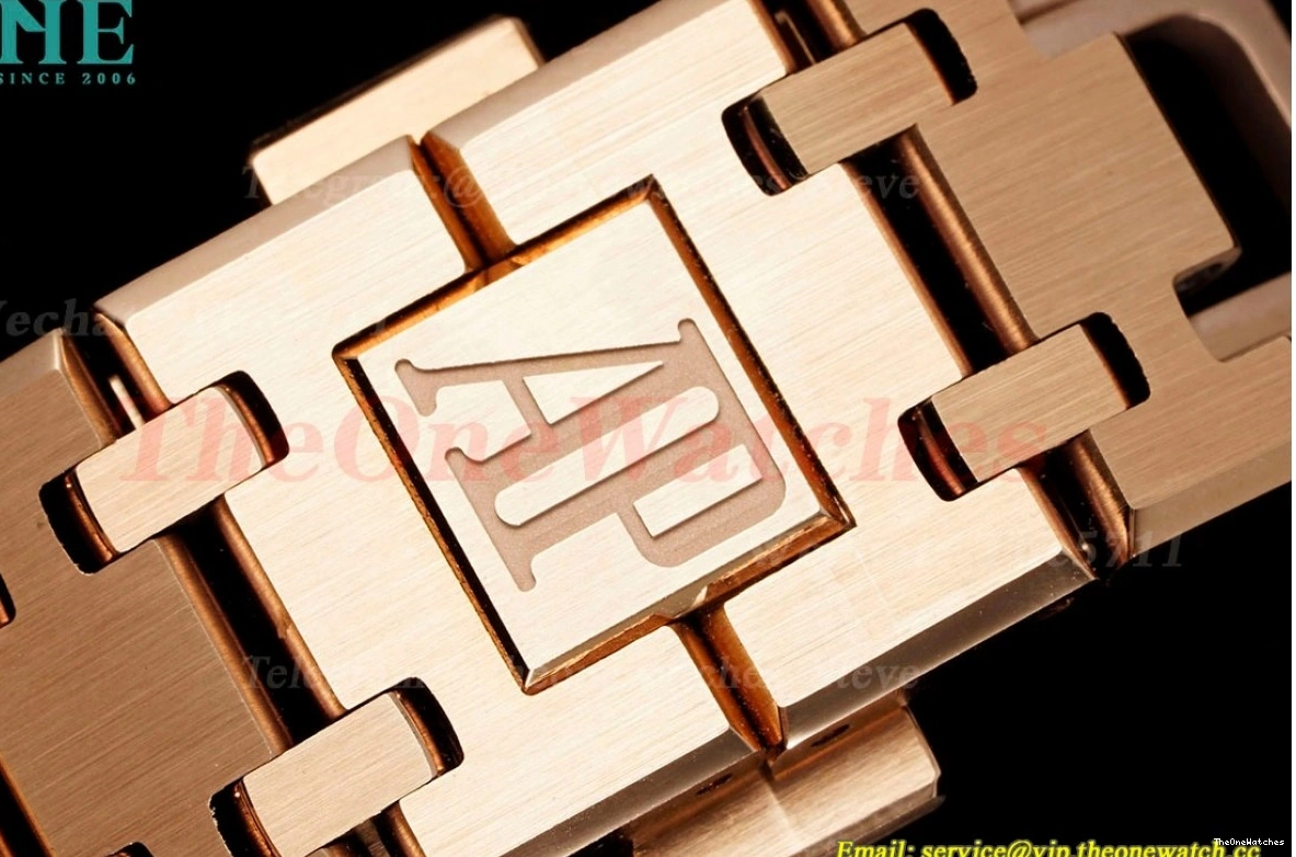 Qtz ZF Oak 67651 Dia Swiss RG 33mm Royal Gold Ladies RG 0430
